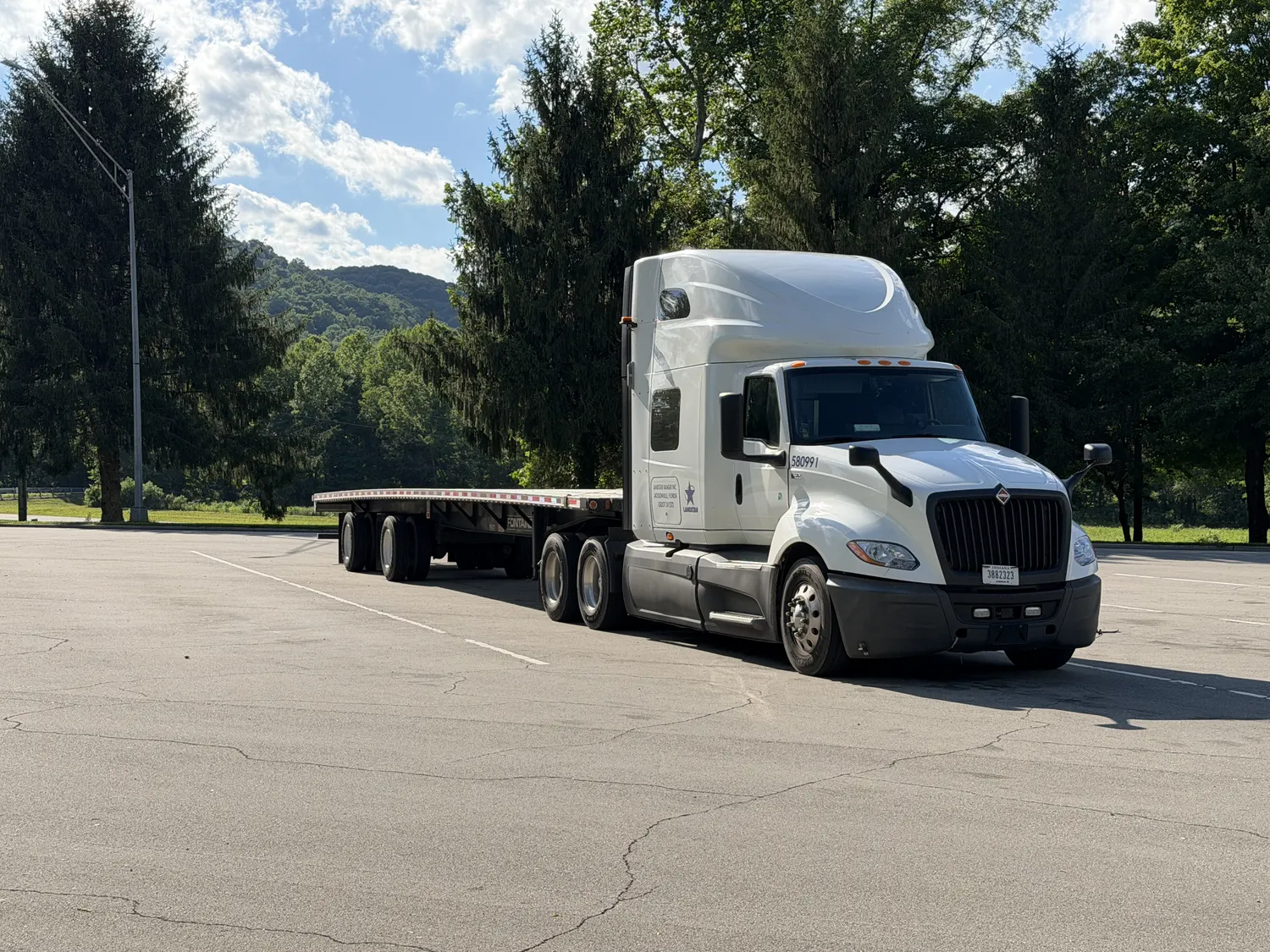 Unit 580991 — International LT with 53-foot flatbed